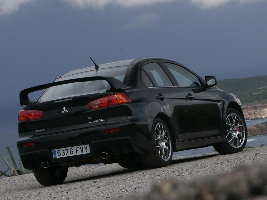  Mitsubishi Lancer Evolution X 2008 года  (EU) (фото 21 из 21)